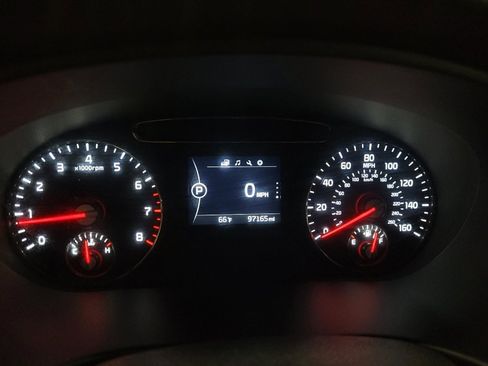 Used 2016 Kia Sorento FWD image 23