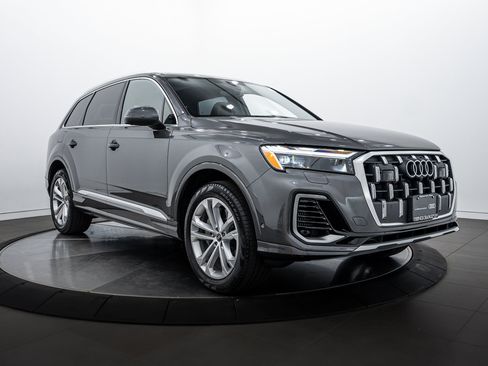 Certified 2025 Audi Q7 3.0T Premium Plus w/ Premium Plus Package image 2
