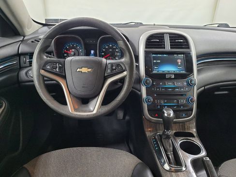 Used 2016 Chevrolet Malibu LT FWD image 22
