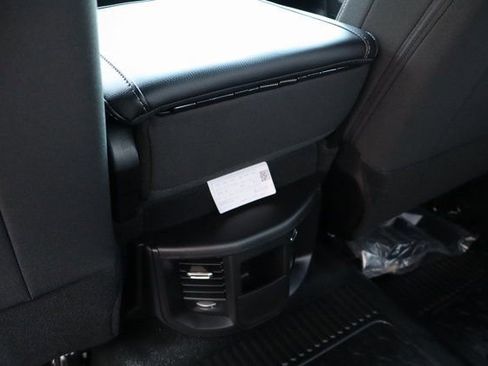 New 2025 RAM 3500 Tradesman AWD/4WD image 36