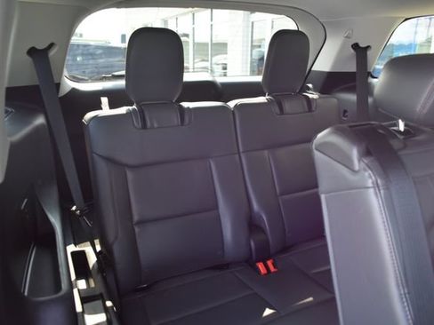 Used 2025 Ford Explorer Active w/ Active Comfort Package AWD/4WD image 42