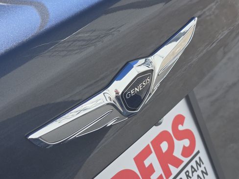 Used 2019 Genesis G70 3.3T Advanced w/ Sport Package image 11