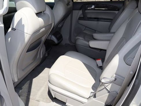 Used 2015 Buick Enclave Leather FWD image 5