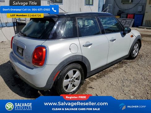 Used 2015 MINI Cooper 4-Door Hardtop FWD image 4