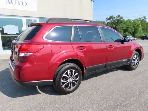 Used 2013 Subaru Outback 2.5i AWD/4WD image 9