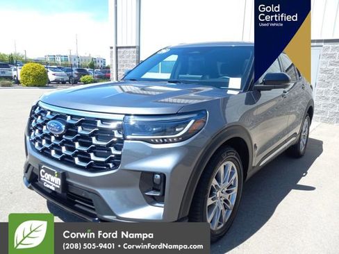 Certified 2025 Ford Explorer Platinum AWD/4WD image 9