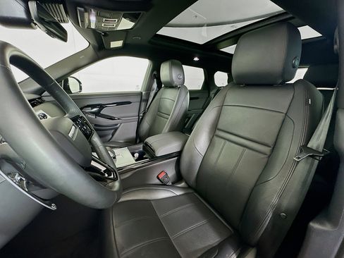 Used 2024 Land Rover Range Rover Evoque S image 13