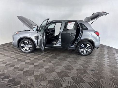 Used 2020 Mitsubishi Outlander Sport SE image 11