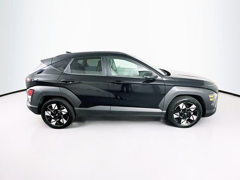 Used 2025 Hyundai Kona SEL FWD image 10