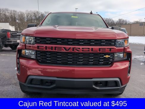 Used 2020 Chevrolet Silverado 1500 Custom w/ Custom Value Package image 2