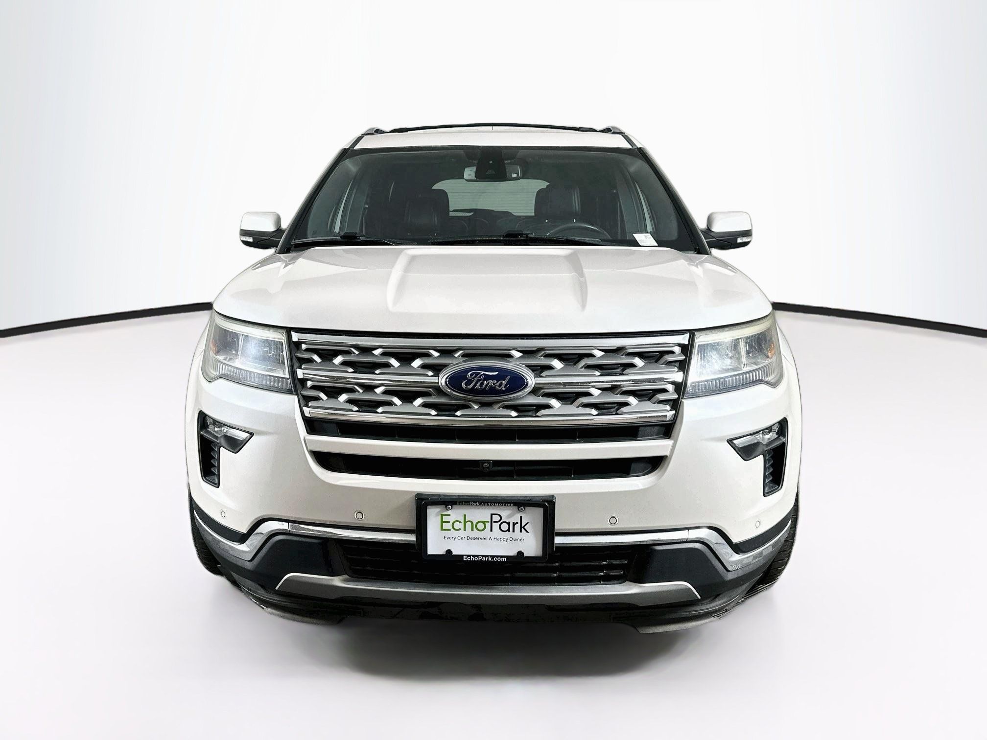 Used 2018 Ford Explorer Limited w/ Equipment Group 301A FWD image 2