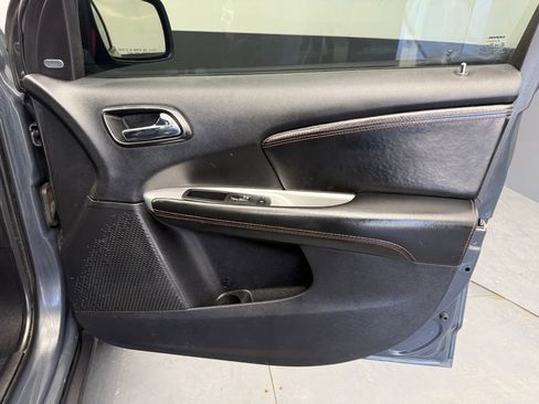 Used 2018 Dodge Journey GT image 41