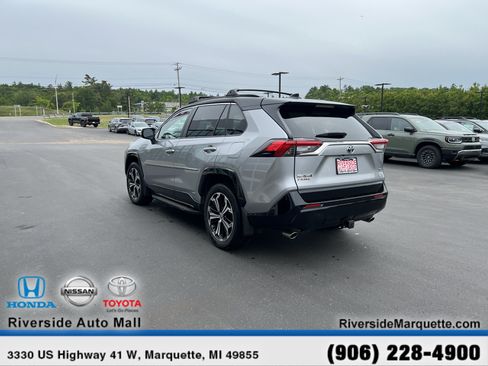 Used 2023 Toyota RAV4 XSE w/ Weather Package AWD/4WD image 6