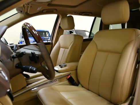 Used 2012 Mercedes-Benz GL 450 4MATIC image 15