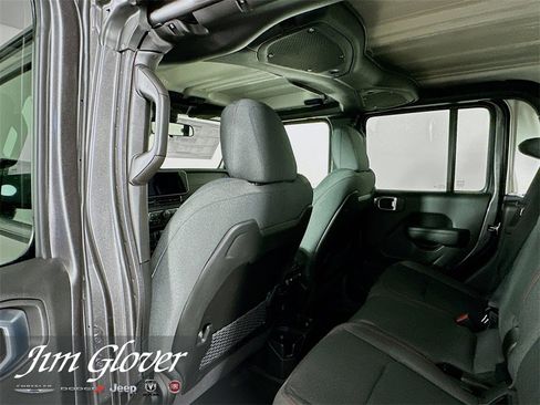 New 2026 Jeep Gladiator Rubicon image 14