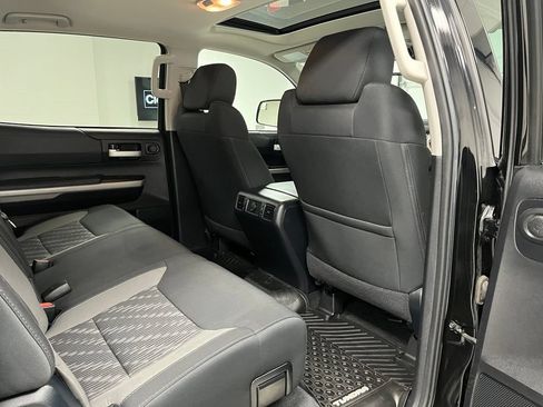 Used 2018 Toyota Tundra SR5 AWD/4WD image 53