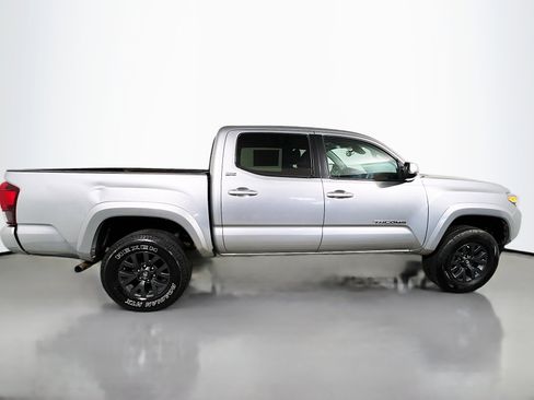 Used 2023 Toyota Tacoma SR5 image 3
