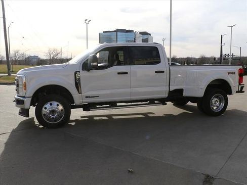 New 2026 Ford F450 XLT w/ 360-Degree Camera Package image 3