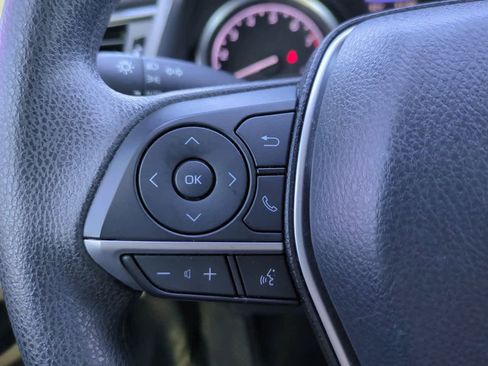 Certified 2021 Toyota Camry LE image 22