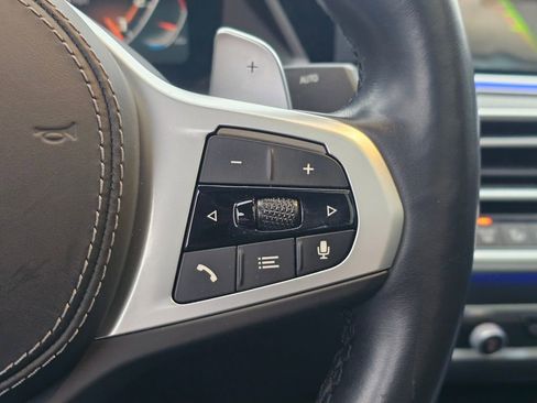 Used 2022 BMW X6 M50i w/ Executive Package image 34