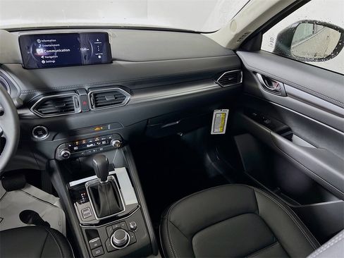 New 2025 MAZDA CX-5 AWD 2.5 S w/ Preferred Package image 18