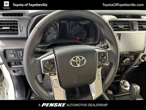 Used 2021 Toyota 4Runner SR5 Premium w/ Moonroof Package AWD/4WD image 34