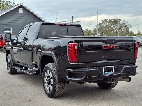 Used 2024 GMC Sierra 2500 Denali w/ Denali Reserve Package image 5