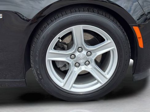 Used 2024 Chevrolet Camaro LT RWD image 21