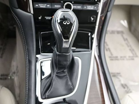 Used 2018 INFINITI Q50 Luxe w/ Essential Package (3.0T Luxe) RWD image 12