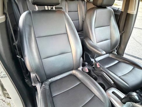 Used 2016 Chevrolet Trax LTZ AWD/4WD image 39