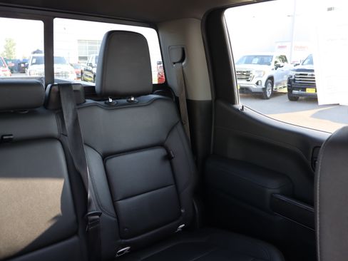 Used 2022 Chevrolet Silverado 1500 LTZ w/ LTZ Premium Package AWD/4WD image 14