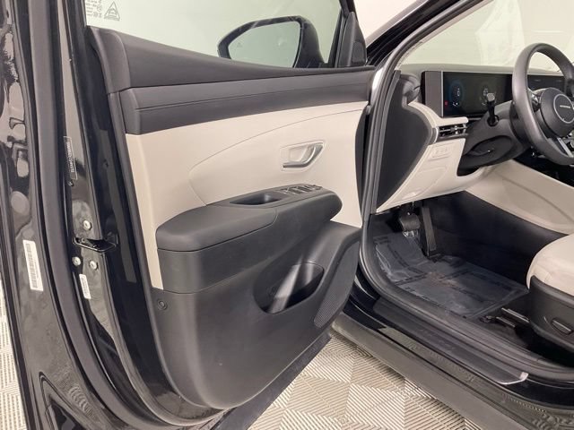 Used 2025 Hyundai Tucson SEL FWD image 16