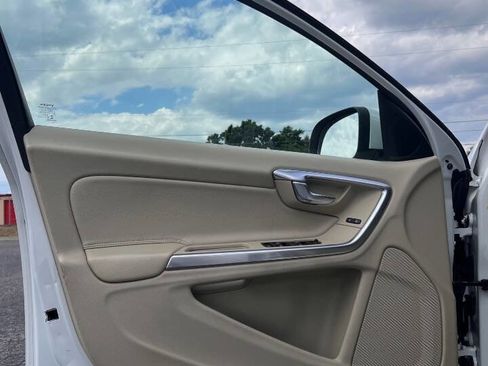 Used 2015 Volvo S60 T5 Premier FWD image 12