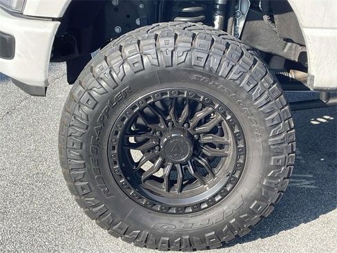 Used 2026 Ford F250 Lariat w/ Black Appearance Package image 2