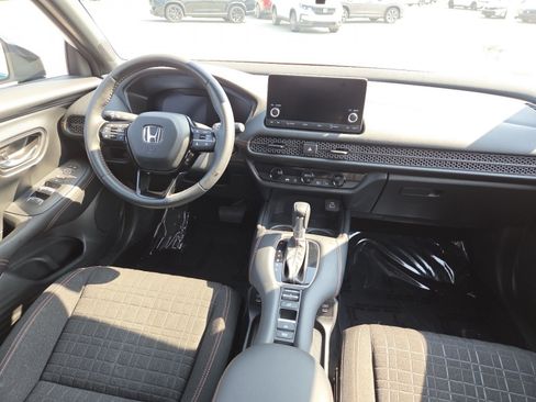 Used 2024 Honda HR-V Sport image 24