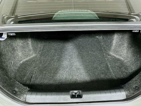 Used 2019 Honda Insight Touring image 25