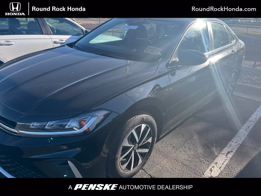 Used 2025 Volkswagen Jetta S FWD image 1