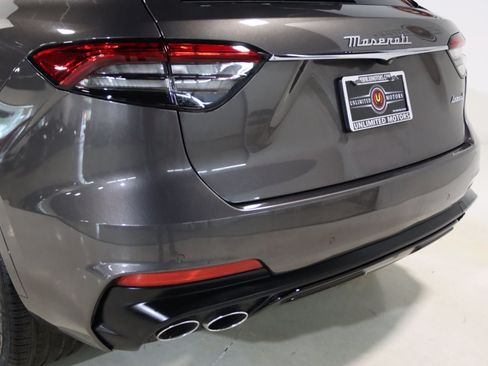 Used 2022 Maserati Levante Modena AWD/4WD image 78