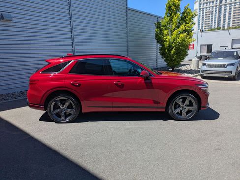 Used 2024 Genesis GV70 3.5T Sport w/ Sport Prestige Package AWD/4WD image 2