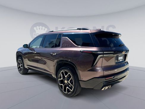 Used 2026 Chevrolet Traverse High Country w/ LPO, Floor Liner Package AWD/4WD image 4