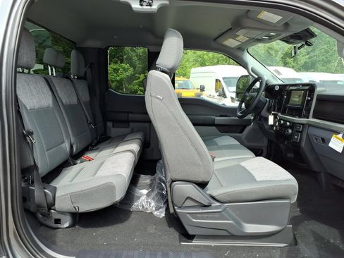 New 2026 Ford F350 XLT w/ 360-Degree Camera Package AWD/4WD image 16
