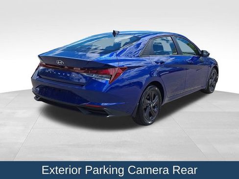 Used 2023 Hyundai Elantra SEL FWD image 7