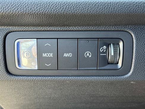New 2026 Chevrolet Traverse Z71 w/ Driver Confidence Package AWD/4WD image 30