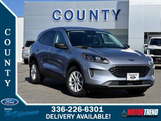 Used 2022 Ford Escape SE w/ Convenience Package image 1