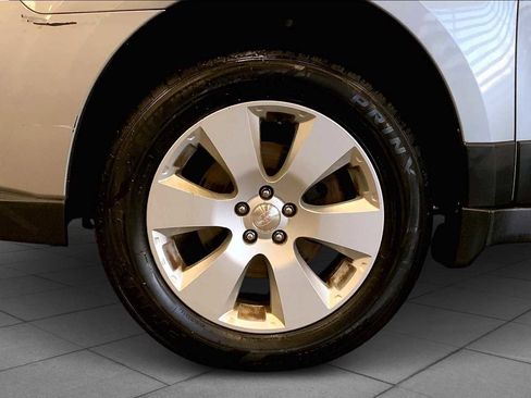 Used 2012 Subaru Outback 2.5i Premium w/ All-Weather Pkg image 10