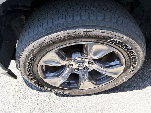 Used 2023 RAM 1500 Laramie AWD/4WD image 20