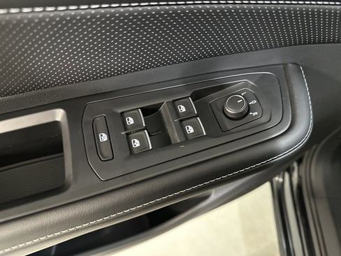 New 2026 Volkswagen Atlas SE image 18