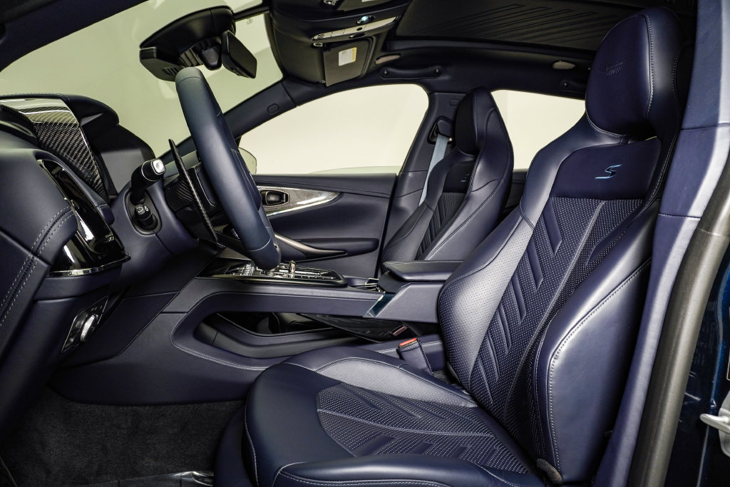 Used 2026 Aston Martin DBX 707 AWD/4WD image 22