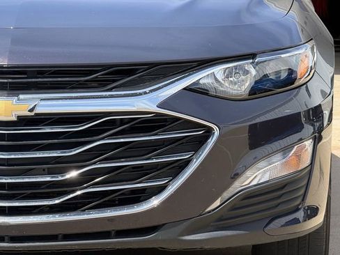 Used 2025 Chevrolet Malibu LT FWD image 8