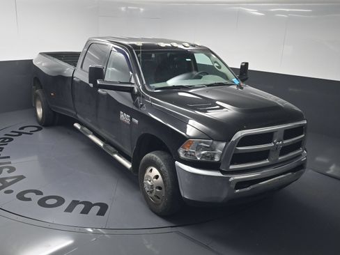 Used 2017 RAM 3500 Tradesman w/ Chrome Appearance Group AWD/4WD image 22